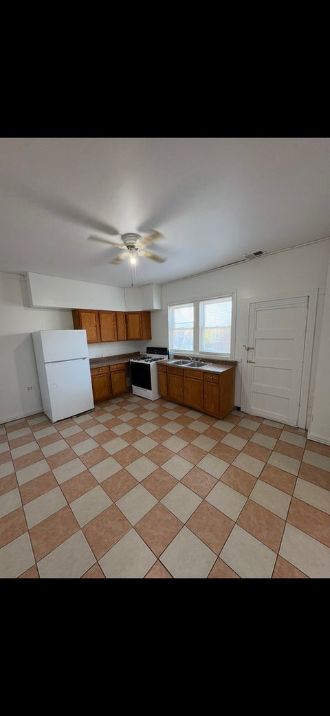 Tiny photo for 2301 S Sacramento Avenue, Chicago, IL 60623 (MLS # 12788112)