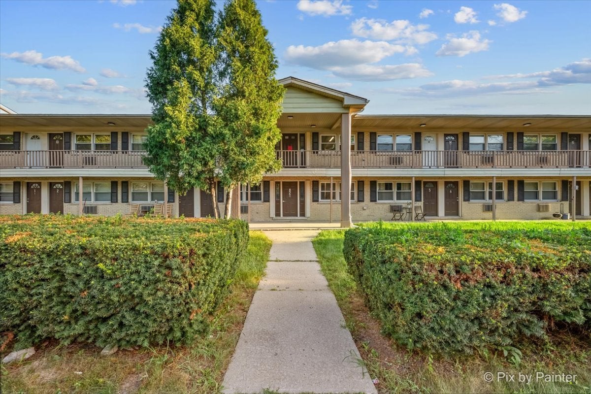821 Bode Road 8