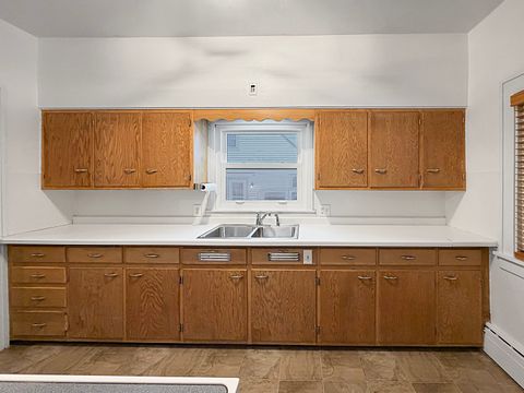 Tiny photo for 327 W Garfield Street, Freeport, IL 61032 (MLS # 12537699)