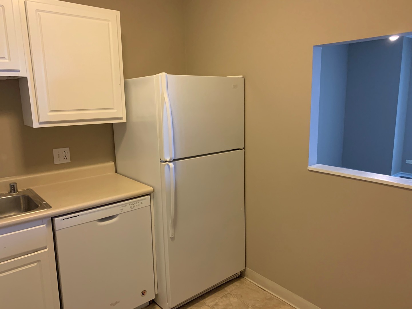 10 E ONTARIO Street 3307