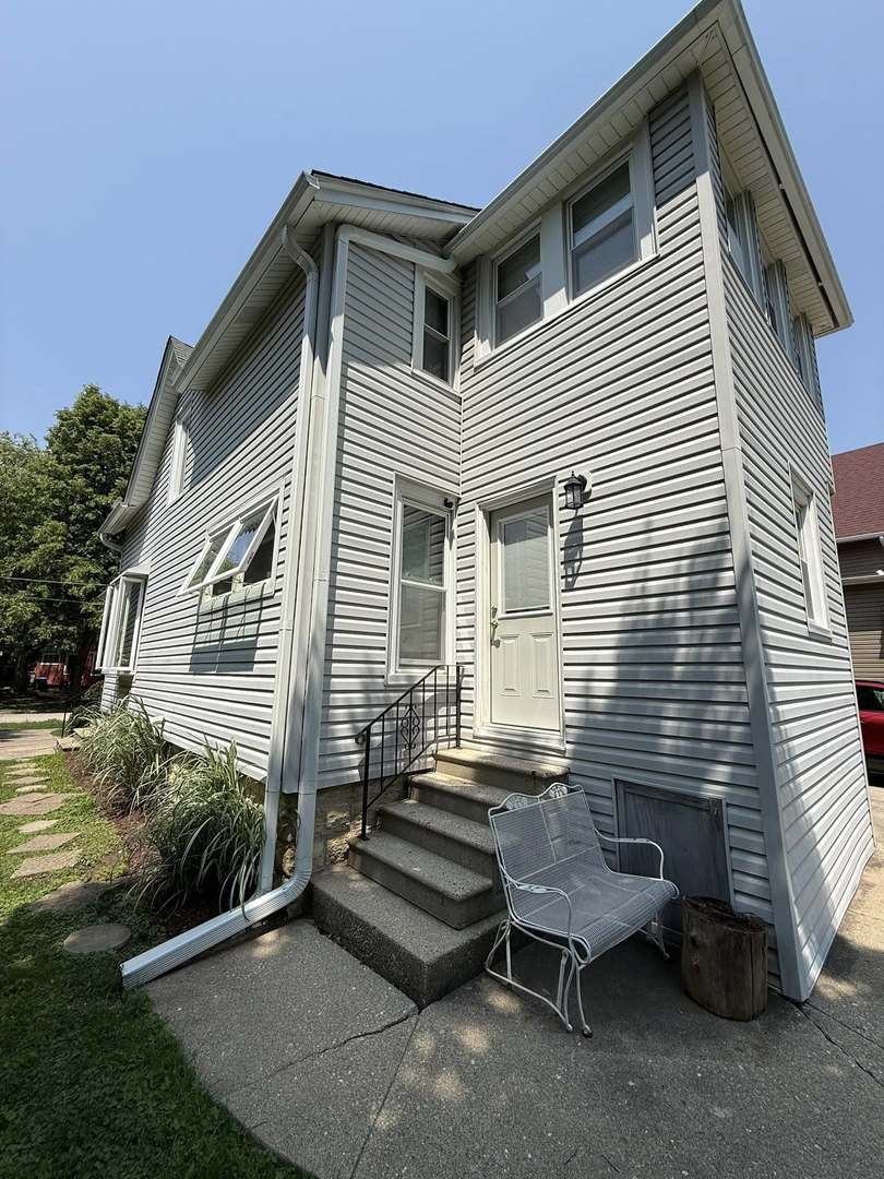 618 DeKalb Avenue