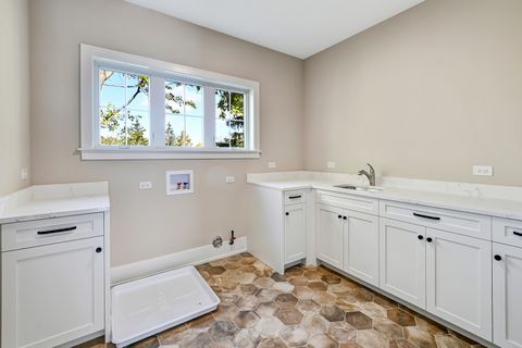 Tiny photo for 6200 Clarendon Hills Road, Willowbrook, IL 60527 (MLS # 12508100)