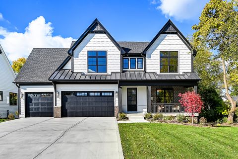 Photo of 6200 Clarendon Hills Road, Willowbrook, IL 60527 (MLS # 12508100) Photo of 6200 Clarendon Hills Road, Willowbrook, IL 60527 (MLS # 12508100)