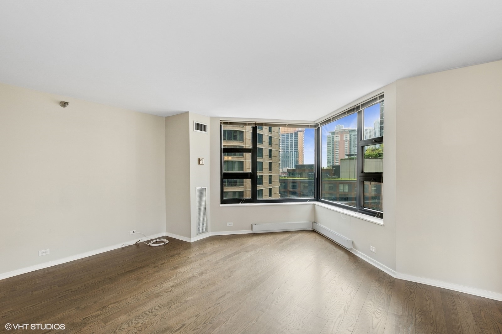 401 E Ontario Street 702