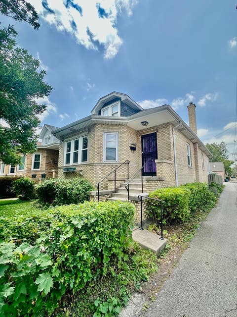 Photo of 3542 N Nottingham Avenue, Chicago, IL 60634 (MLS # 12695124)