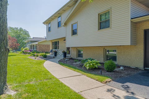 Tiny photo for 220 Pfaff Drive, Frankfort, IL 60423 (MLS # 12619981)