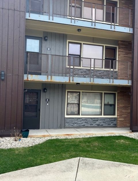 Tiny photo for 9608 W Higgins Road #2c, Rosemont, IL 60018 (MLS # 12618074)
