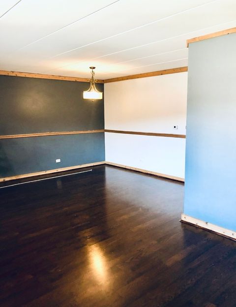 Tiny photo for 9608 W Higgins Road #2c, Rosemont, IL 60018 (MLS # 12618074)