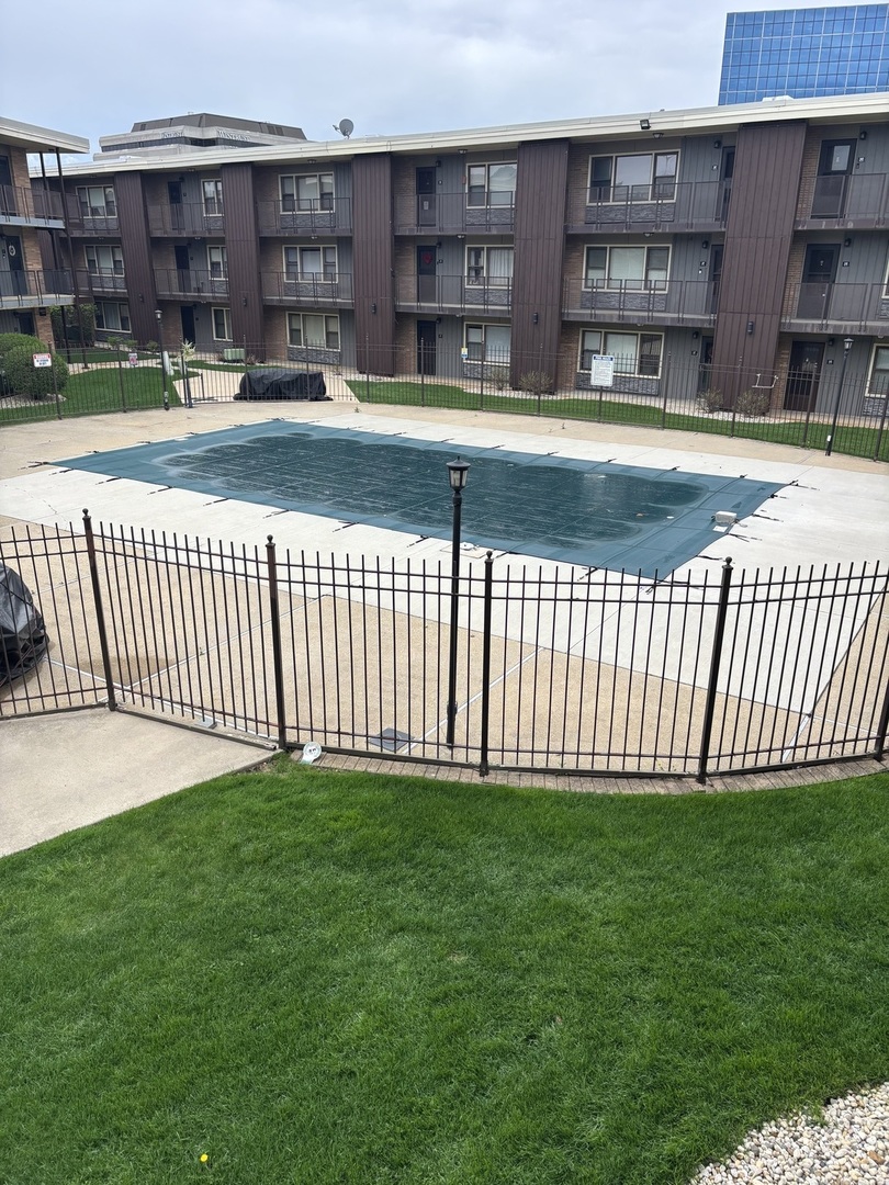 9608 W Higgins Road 2c