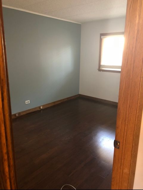 Tiny photo for 9608 W Higgins Road #2c, Rosemont, IL 60018 (MLS # 12618074)