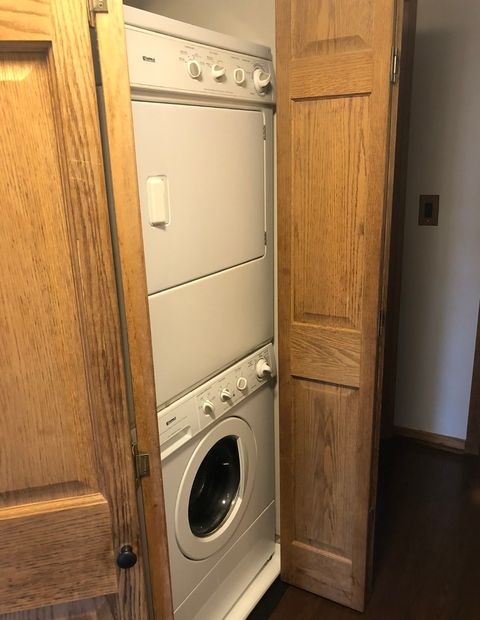 Tiny photo for 9608 W Higgins Road #2c, Rosemont, IL 60018 (MLS # 12618074)