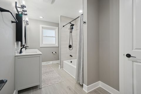 Tiny photo for 125 Kimber Drive, New Lenox, IL 60451 (MLS # 12491289)