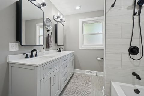 Tiny photo for 125 Kimber Drive, New Lenox, IL 60451 (MLS # 12491289)