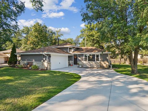 Photo of 125 Kimber Drive, New Lenox, IL 60451 (MLS # 12491289)