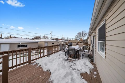 Tiny photo for 2716 Grove Avenue, Berwyn, IL 60402 (MLS # 12533886)