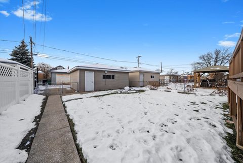 Tiny photo for 2716 Grove Avenue, Berwyn, IL 60402 (MLS # 12533886)