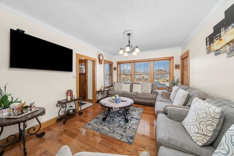 Tiny photo for 2716 Grove Avenue, Berwyn, IL 60402 (MLS # 12533886)