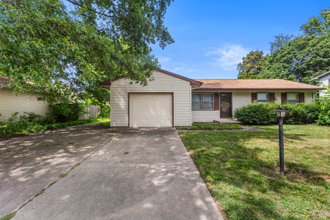 Tiny photo for 2306 Belmore Drive, Champaign, IL 61821 (MLS # 12715550)