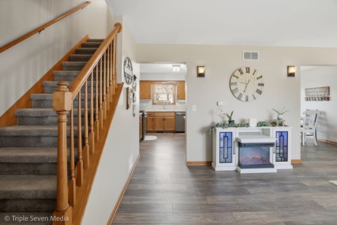 Tiny photo for 15721 W Waterford Lane, Manhattan, IL 60442 (MLS # 12540103)