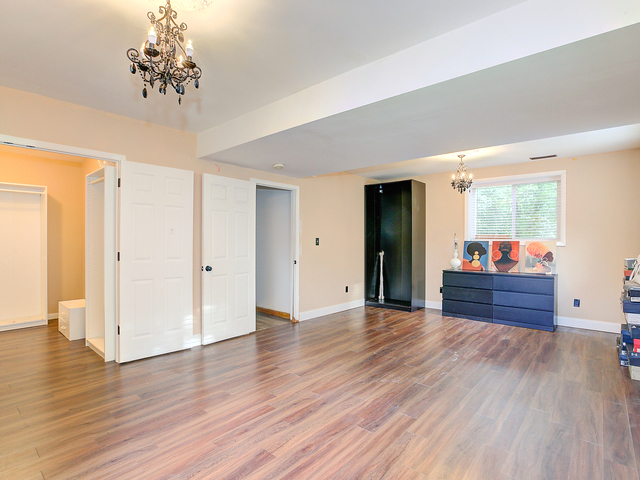 1605 S Desplaines Street