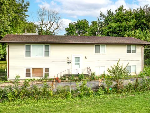Tiny photo for 1605 S Desplaines Street, Joliet, IL 60436 (MLS # 12537594)