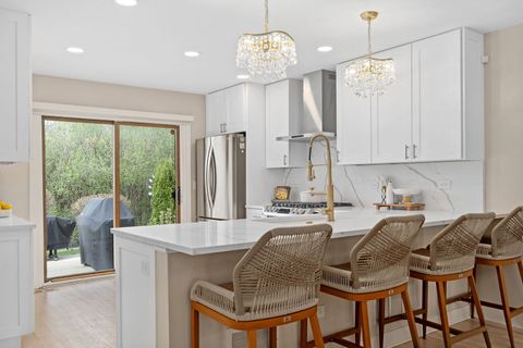 Tiny photo for 11108 WESTMINSTER Drive, Westchester, IL 60154 (MLS # 12613853)