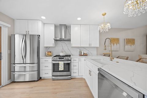 Tiny photo for 11108 WESTMINSTER Drive, Westchester, IL 60154 (MLS # 12613853)