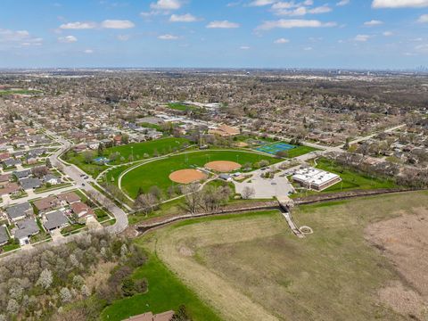 Tiny photo for 11108 WESTMINSTER Drive, Westchester, IL 60154 (MLS # 12613853)