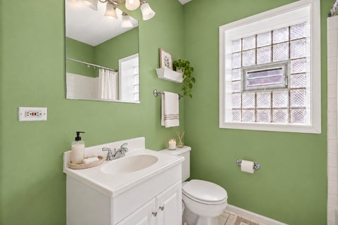 Tiny photo for 34 S 6th Avenue #2K, La Grange, IL 60525 (MLS # 12765678)