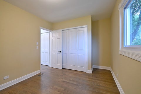 Tiny photo for 6424 Sinclair Avenue #1, Berwyn, IL 60402 (MLS # 12745003)