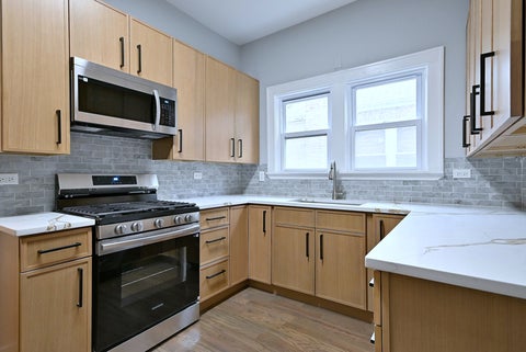 Tiny photo for 6424 Sinclair Avenue #1, Berwyn, IL 60402 (MLS # 12745003)