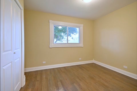 Tiny photo for 6424 Sinclair Avenue #1, Berwyn, IL 60402 (MLS # 12745003)