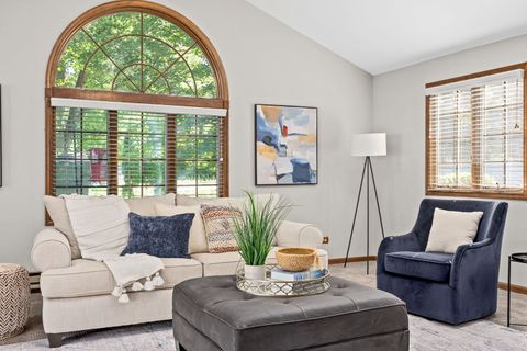 Tiny photo for 24349 W Camelot Road, Joliet, IL 60404 (MLS # 12475388)