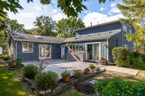 Tiny photo for 24349 W Camelot Road, Joliet, IL 60404 (MLS # 12475388)