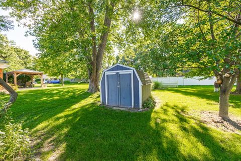 Tiny photo for 24349 W Camelot Road, Joliet, IL 60404 (MLS # 12475388)