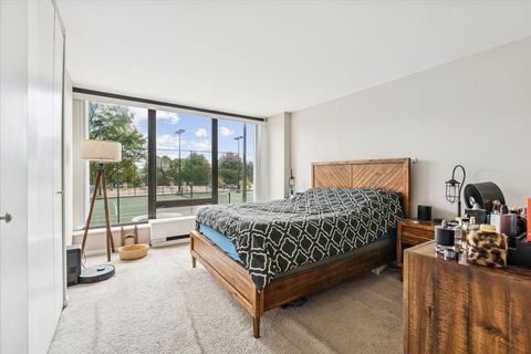 Tiny photo for 5445 N Sheridan Road #306, Chicago, IL 60640 (MLS # 12491191)
