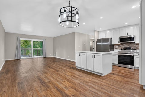 Tiny photo for 120 Lakeview Drive #208, Bloomingdale, IL 60108 (MLS # 12763663)