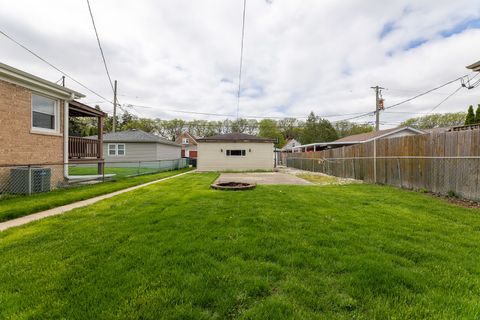 Tiny photo for 6767 W Talcott Avenue, Chicago, IL 60656 (MLS # 12648309)