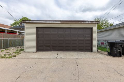 Tiny photo for 6767 W Talcott Avenue, Chicago, IL 60656 (MLS # 12648309)