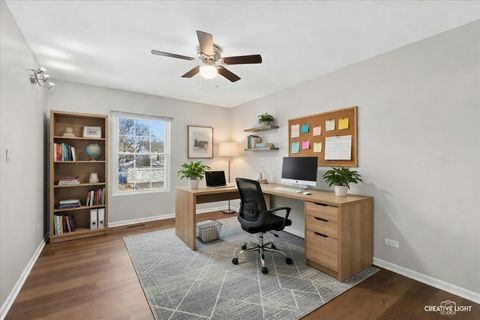 Tiny photo for 1102 Southbridge Lane, Schaumburg, IL 60194 (MLS # 12642564)
