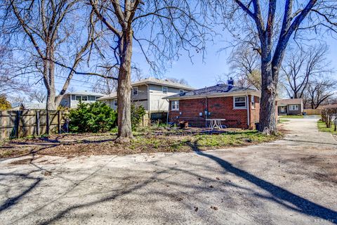 Tiny photo for 14928 Keeler Avenue, Midlothian, IL 60445 (MLS # 12610588)