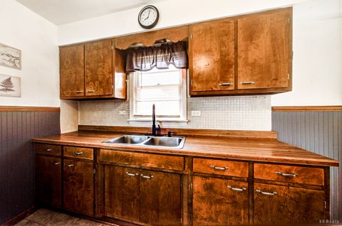 Tiny photo for 14928 Keeler Avenue, Midlothian, IL 60445 (MLS # 12610588)