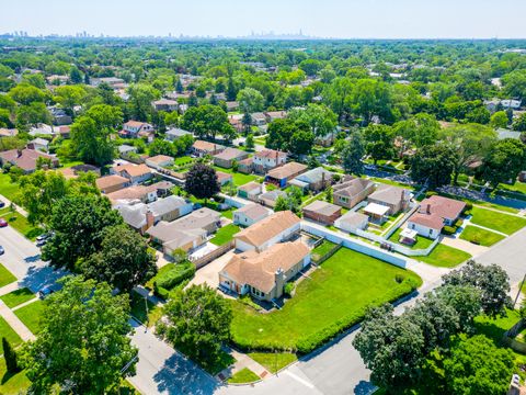 A home in Skokie