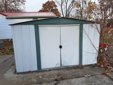 Tiny photo for 612 S Church Street, Gibson City, IL 60936 (MLS # 12539346)