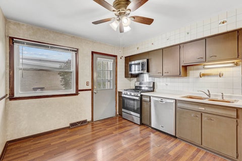Tiny photo for 1248 Andrea Lane, Des Plaines, IL 60018 (MLS # 12788107)