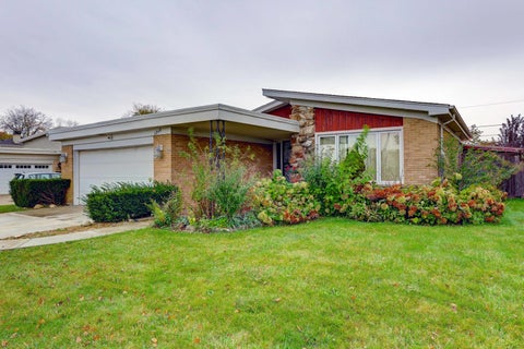Photo of 1248 Andrea Lane, Des Plaines, IL 60018 (MLS # 12788107)