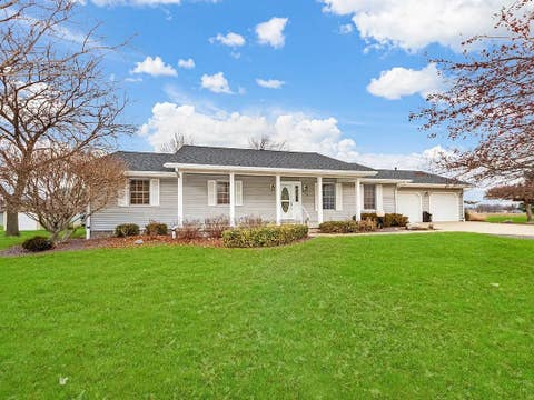 Photo of 618 Cynthia Street, Minonk, IL 61760 (MLS # 12730615)