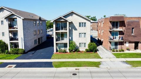 Tiny photo for 10624 S CENTRAL Avenue #1A, Chicago Ridge, IL 60415 (MLS # 12494321)