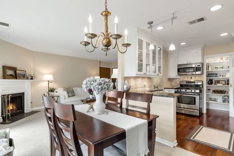 Tiny photo for 1050 Southbury Lane #C2, Wheeling, IL 60090 (MLS # 12433201)