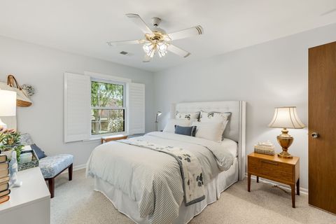 Tiny photo for 1050 Southbury Lane #C2, Wheeling, IL 60090 (MLS # 12433201)